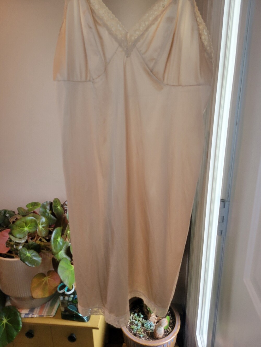 Vintage Vanity Fair Full Nude Cream Silk Slip Dress, Size Womens 40 Large - Picture 3 of 5